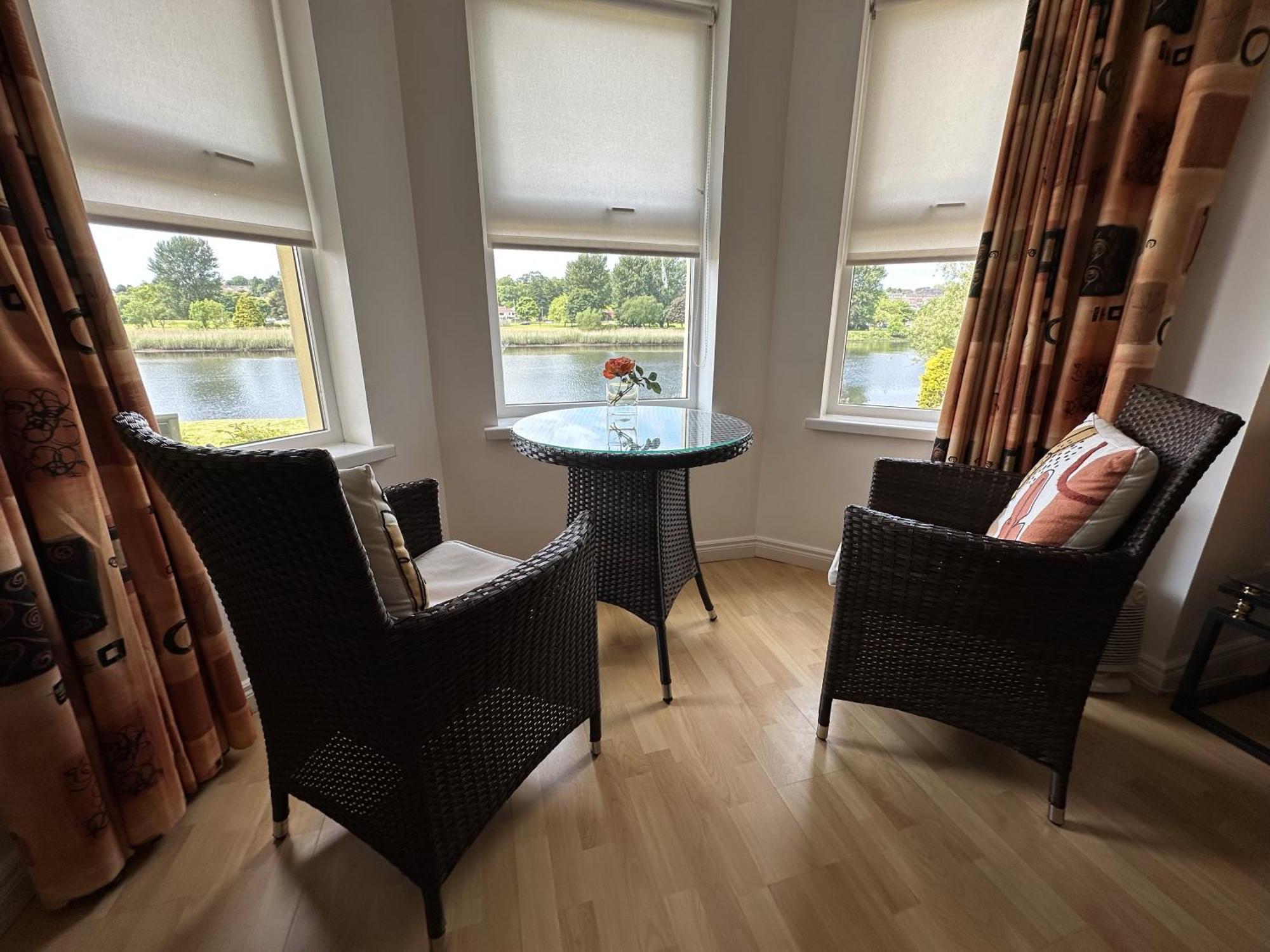 Coleraine Riverside Apartment Exterior foto
